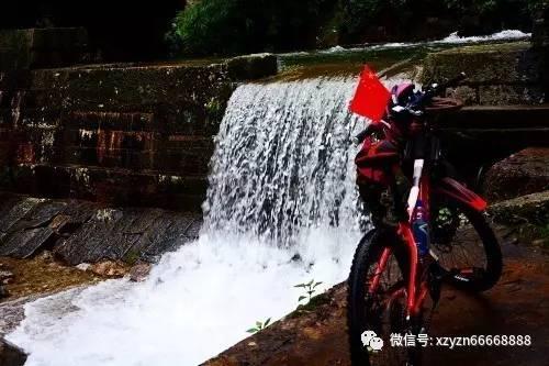 表达能力不好，一说话脑子空白，是因为词汇量少还是不够自信？游戏画面